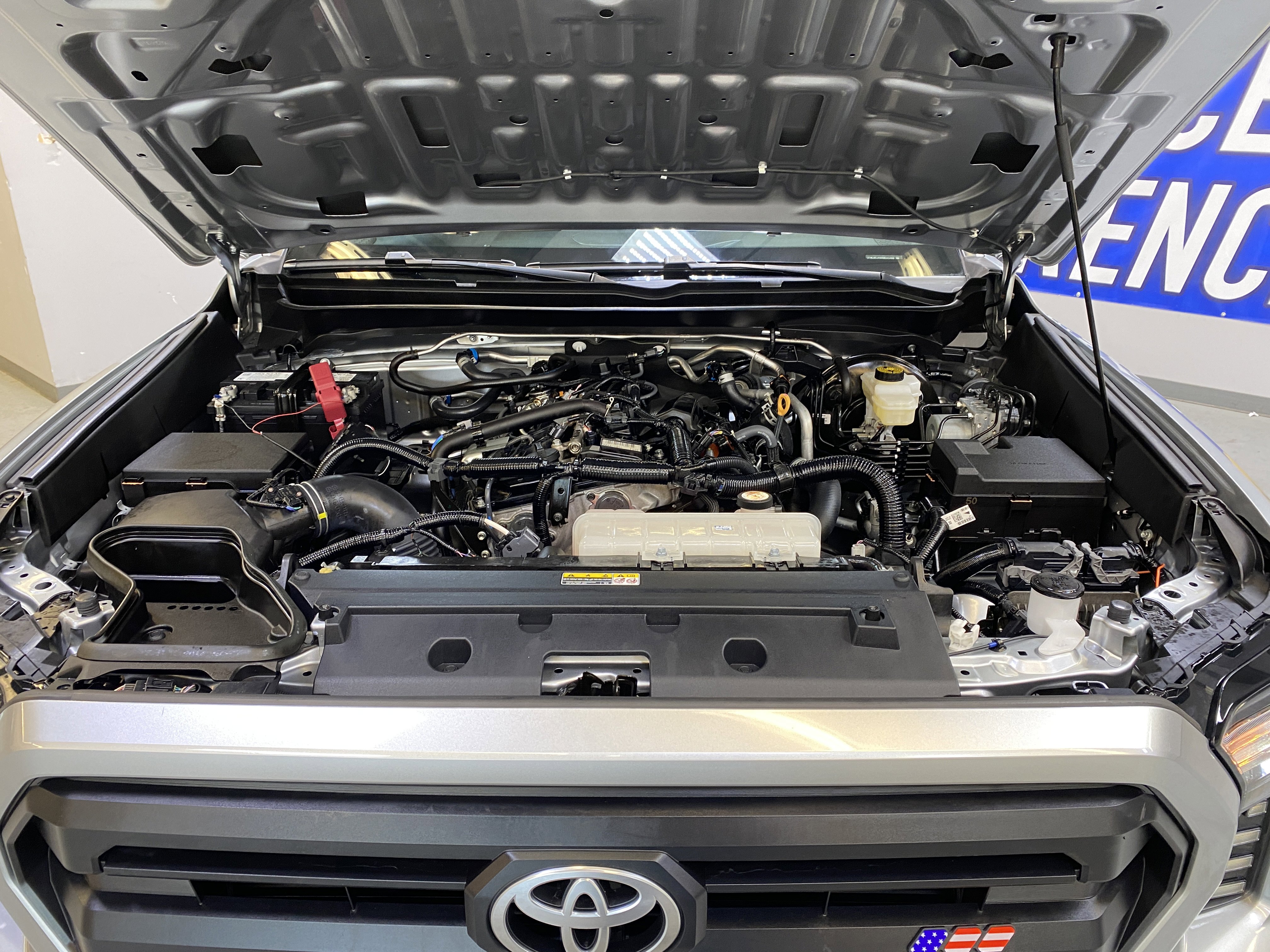 Used 2024 Toyota Tacoma SR5 image 9