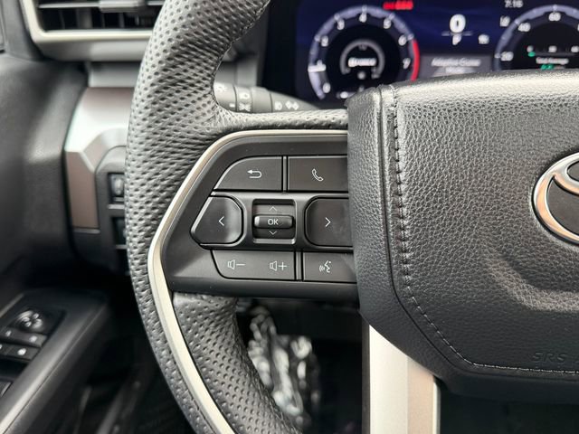 Used 2024 Toyota Tacoma TRD Off-Road w/ TRD Off Road Premium Package image 18