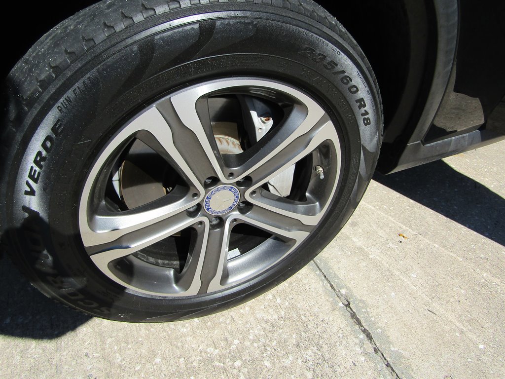 Used 2017 Mercedes-Benz GLC 300 image 13