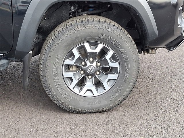 Used 2022 Toyota Tacoma TRD Off-Road image 12