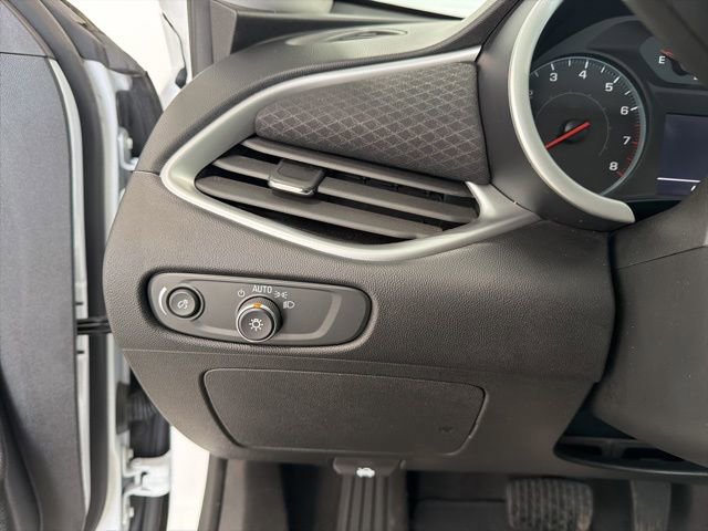 Used 2024 Chevrolet Malibu LT FWD image 10