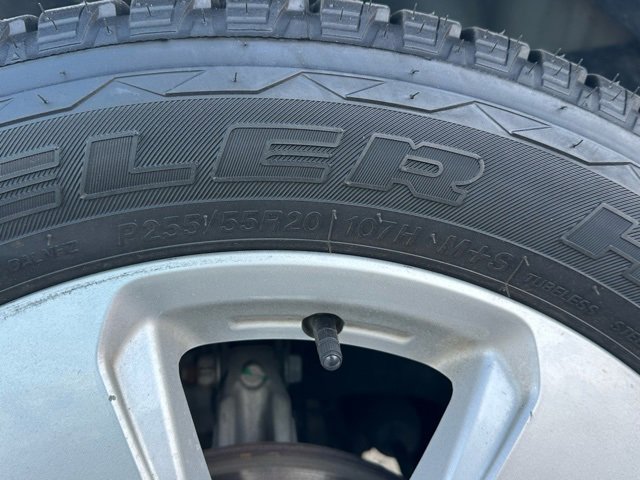 Used 2017 Chevrolet Traverse LT w/ Style and Technology Package image 34