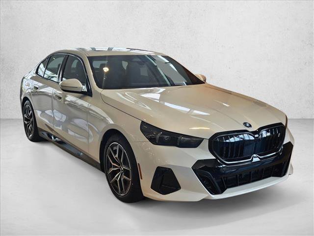 Used 2026 BMW i5 eDrive40 image 3