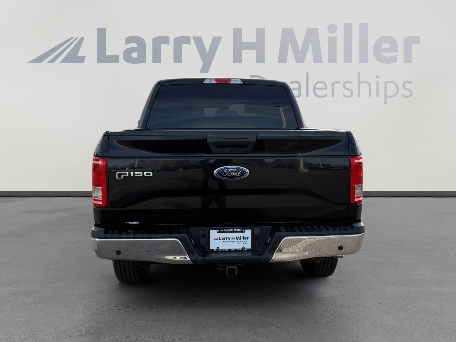 Used 2017 Ford F150 XLT image 5