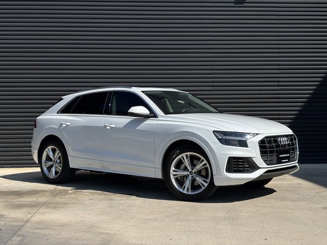 Used 2023 Audi Q8 Premium image 9