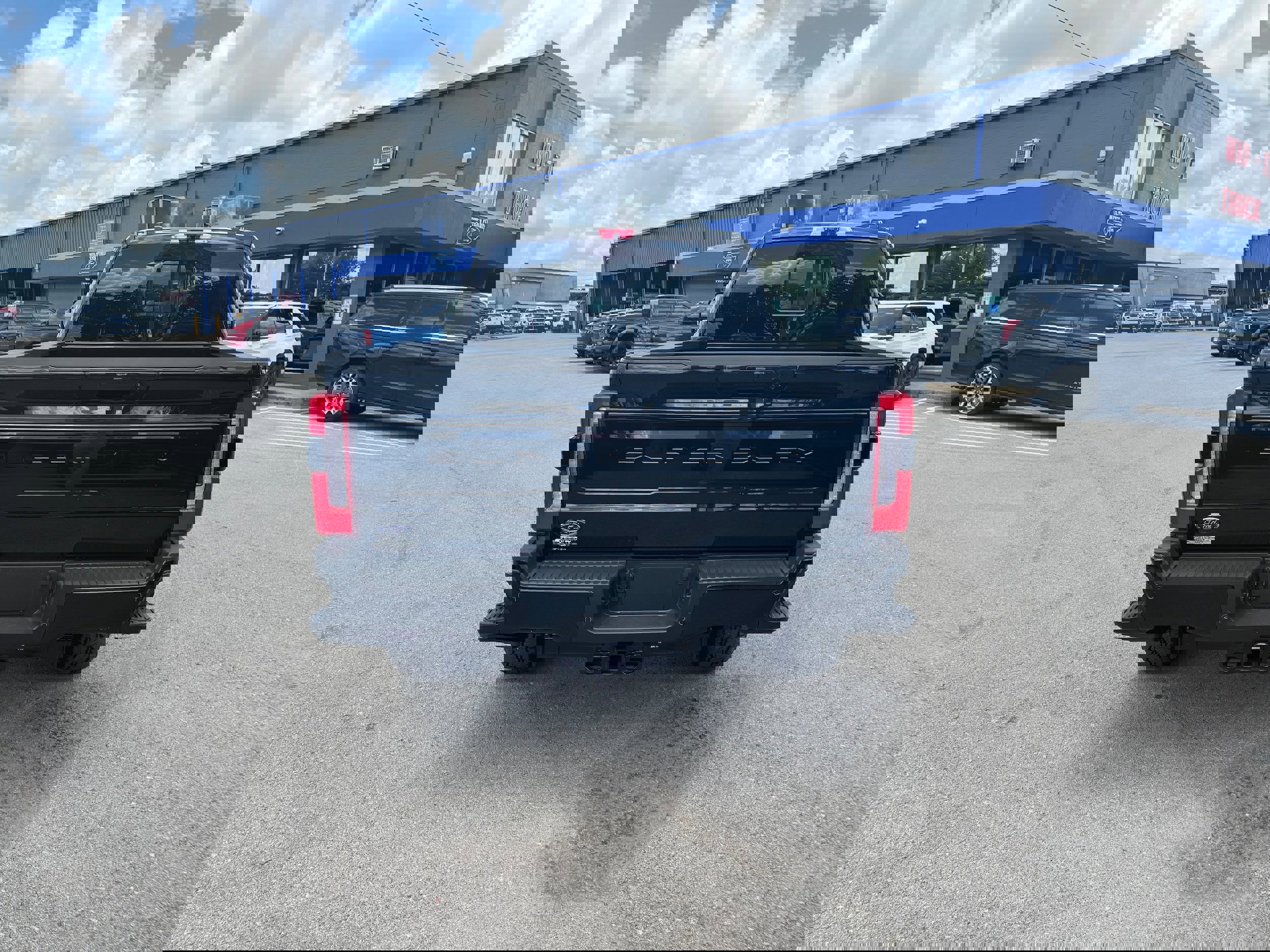 New 2025 Ford F250 Platinum image 3
