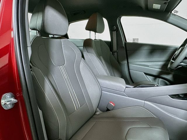 Certified 2026 Hyundai Elantra Sport FWD image 22