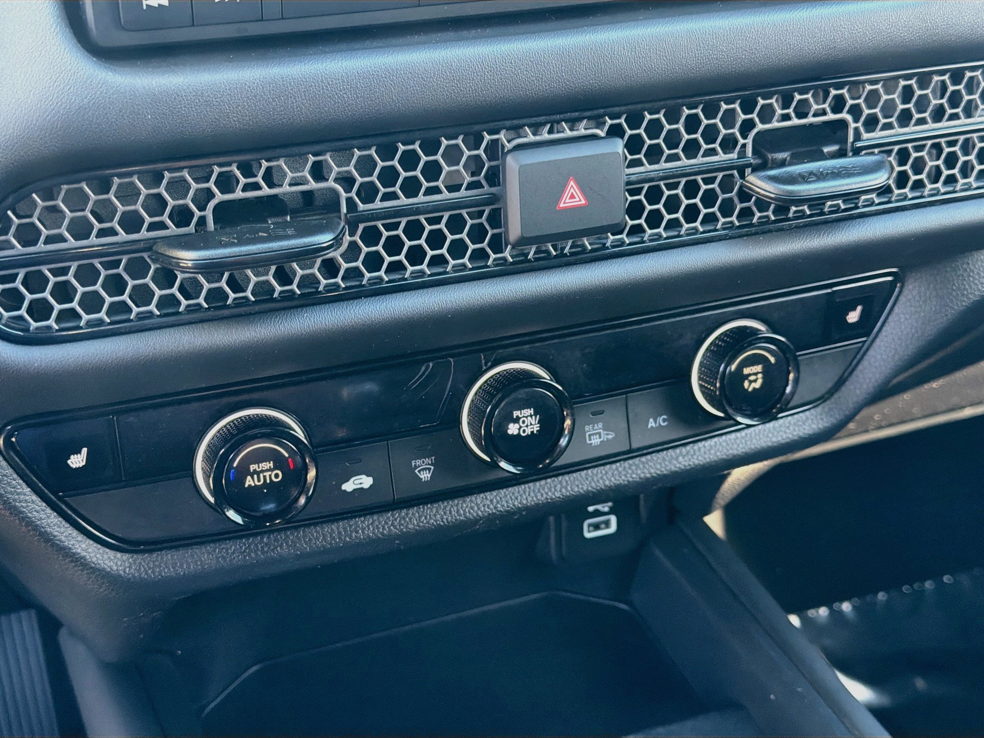 Certified 2024 Honda HR-V Sport image 14