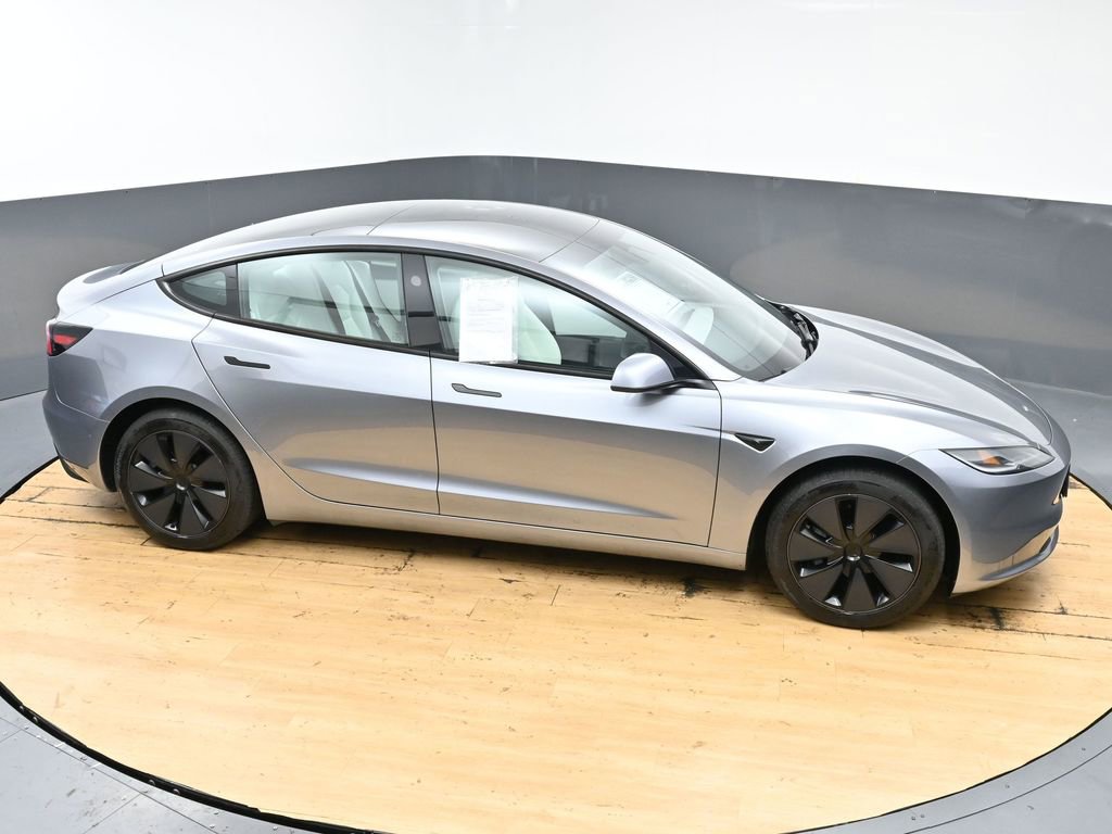 Used 2025 Tesla Model 3 Long Range image 56