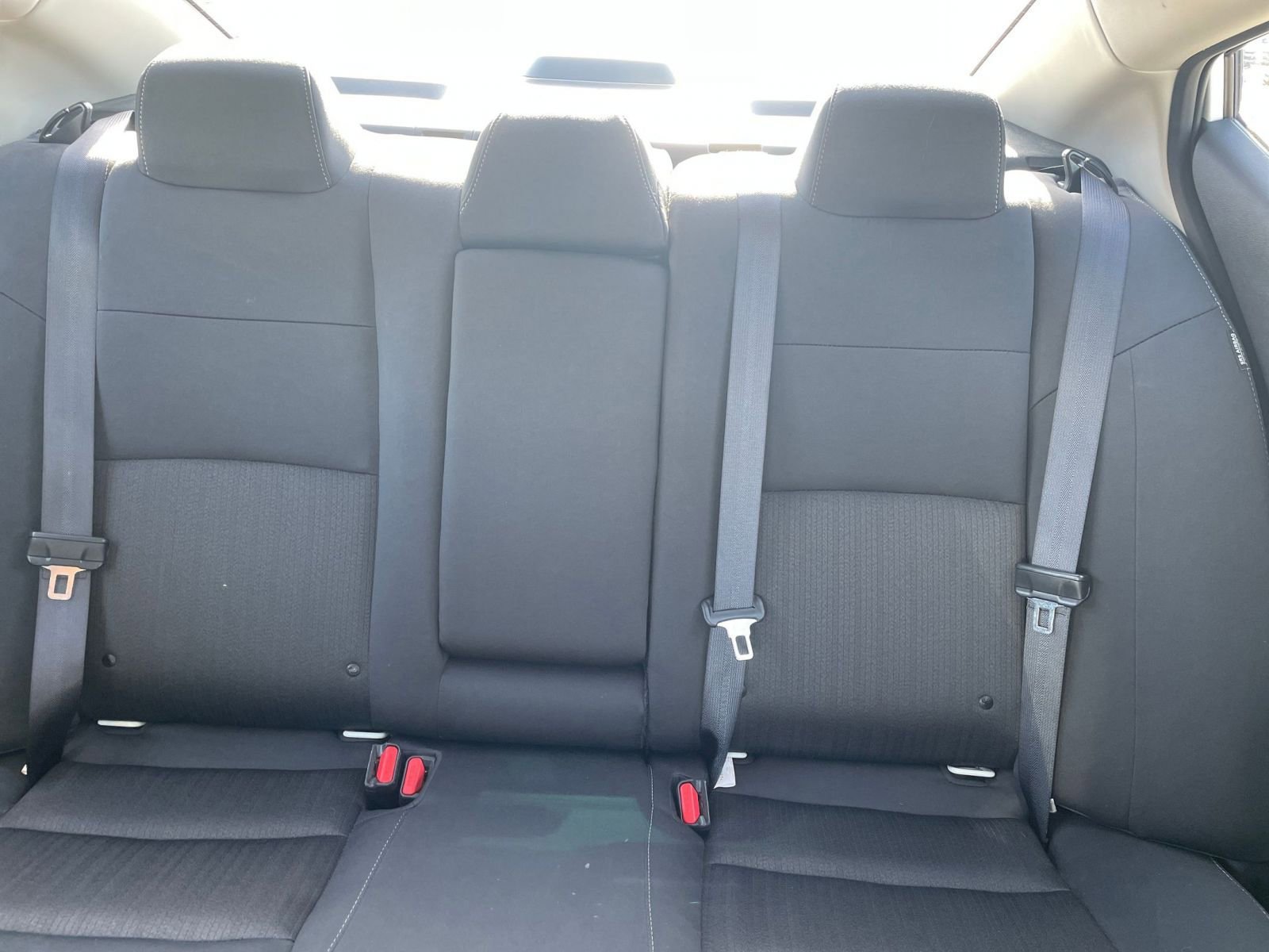Used 2025 Nissan Altima 2.5 SV FWD image 38
