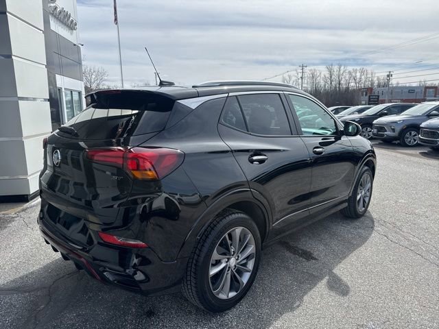 Used 2023 Buick Encore GX Select w/ Sport Touring Package image 7