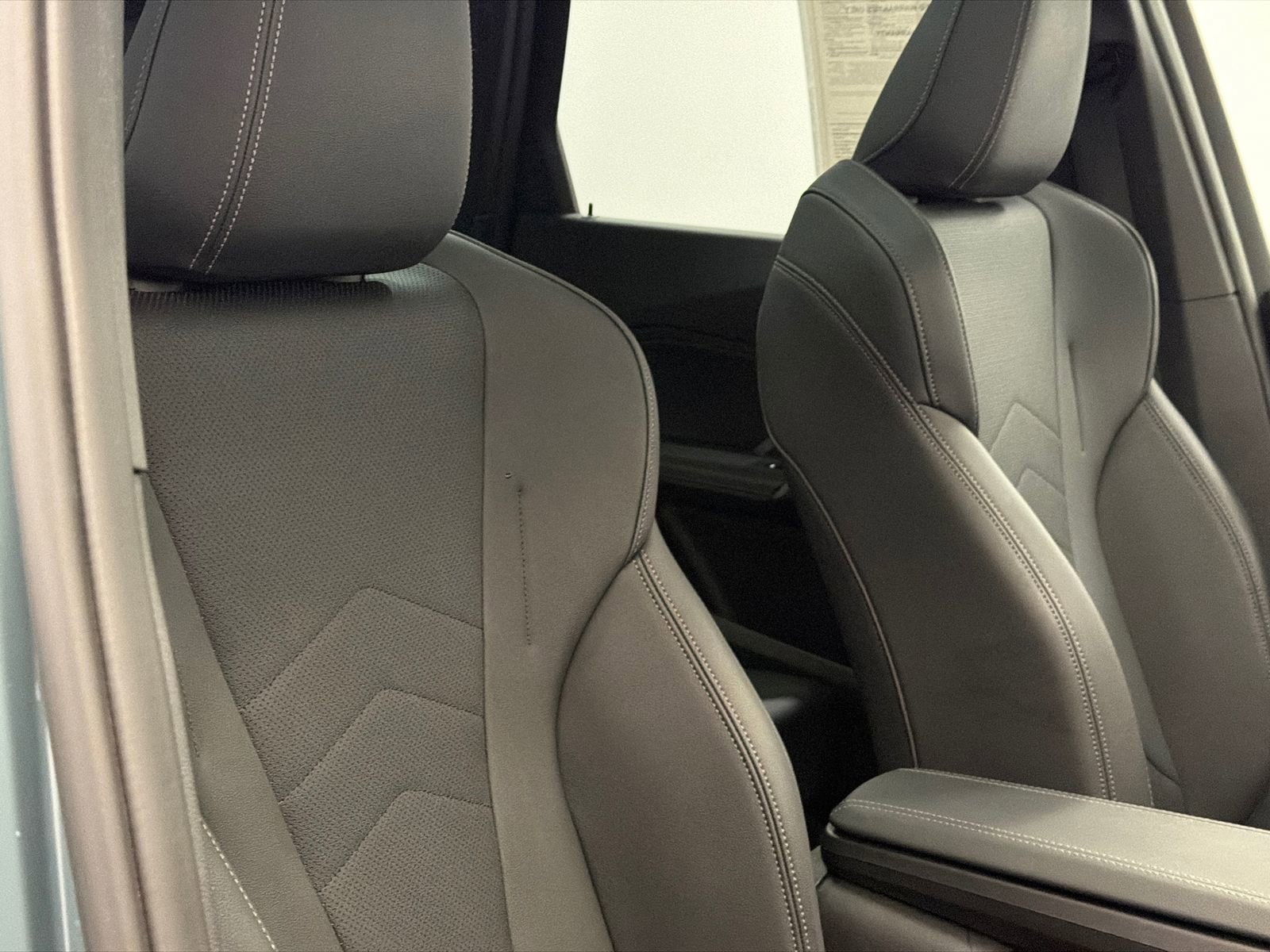 Used 2023 BMW X1 xDrive28i w/ Premium Package image 13