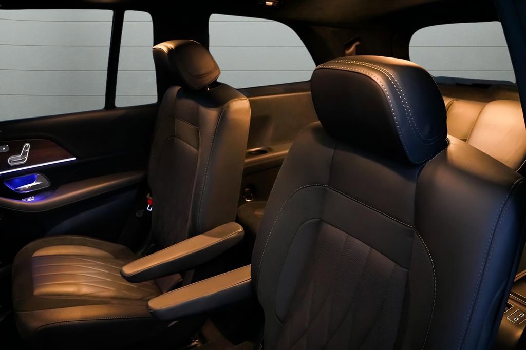 Used 2024 Mercedes-Benz GLS 63 AMG 4MATIC image 60