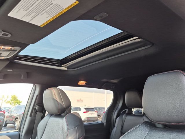 Certified 2026 Toyota Sienna XSE AWD/4WD image 9