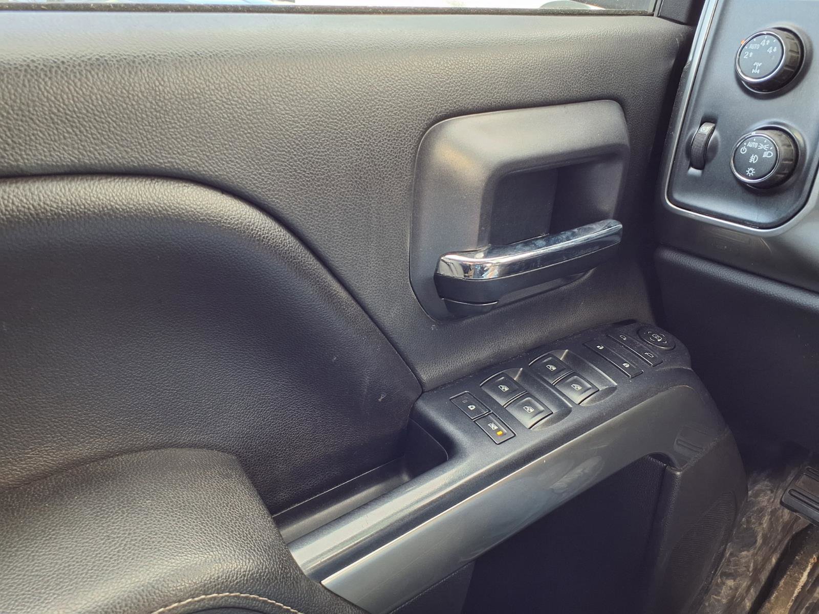 Used 2015 Chevrolet Silverado 1500 LT w/ All Star Edition AWD/4WD image 18