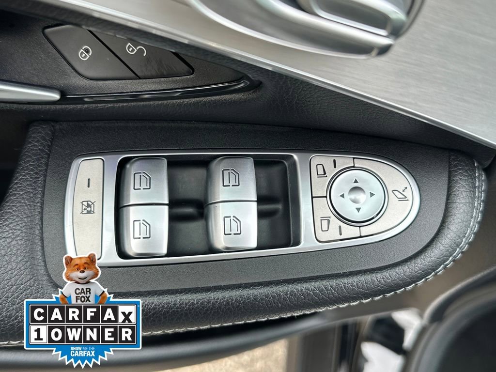 Used 2021 Mercedes-Benz GLC 300 image 27