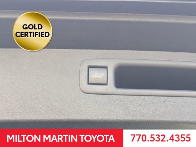Used 2023 Toyota Highlander XLE image 14