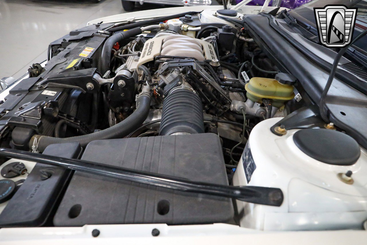 Used 1991 Buick Riviera Coupe image 13