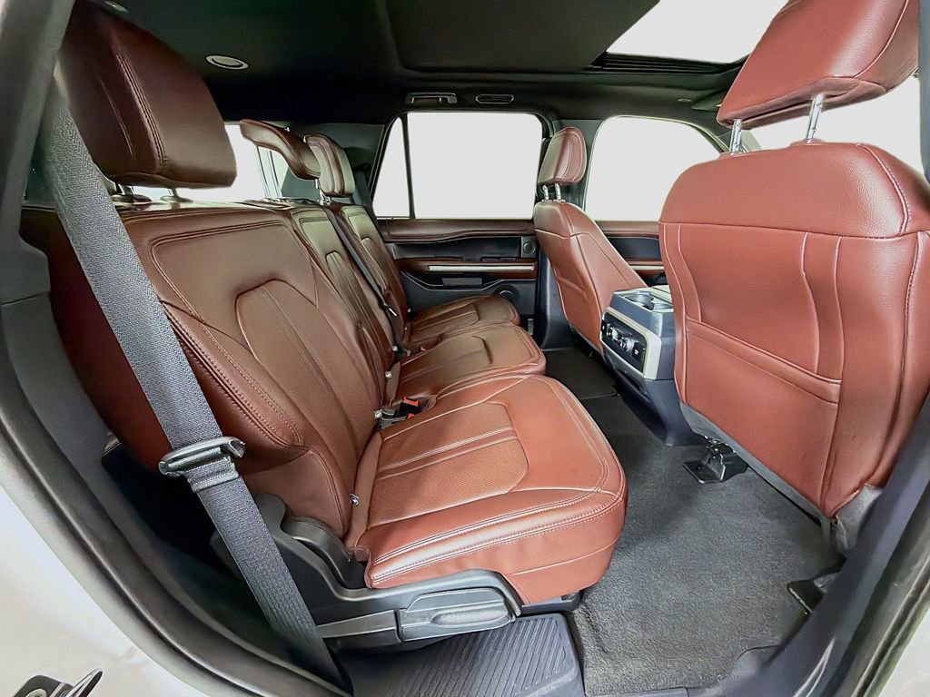 Used 2024 Ford Expedition Limited image 30