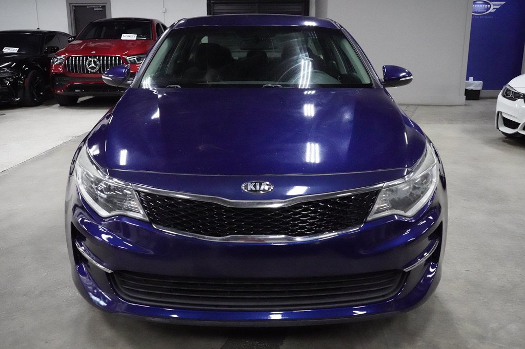 Used 2017 Kia Optima LX FWD image 8