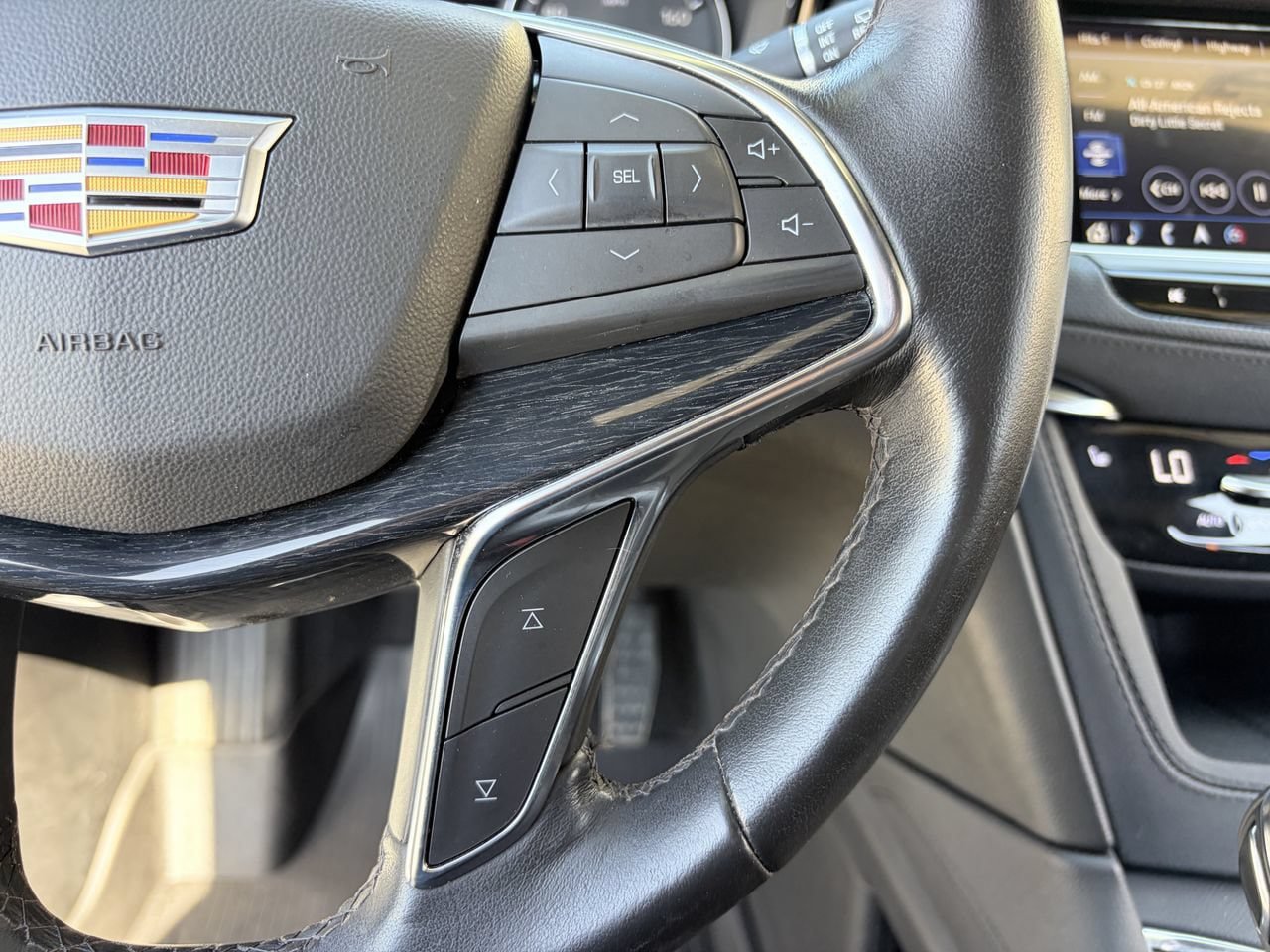 Certified 2023 Cadillac XT5 Premium Luxury w/ Technology Package AWD/4WD image 23