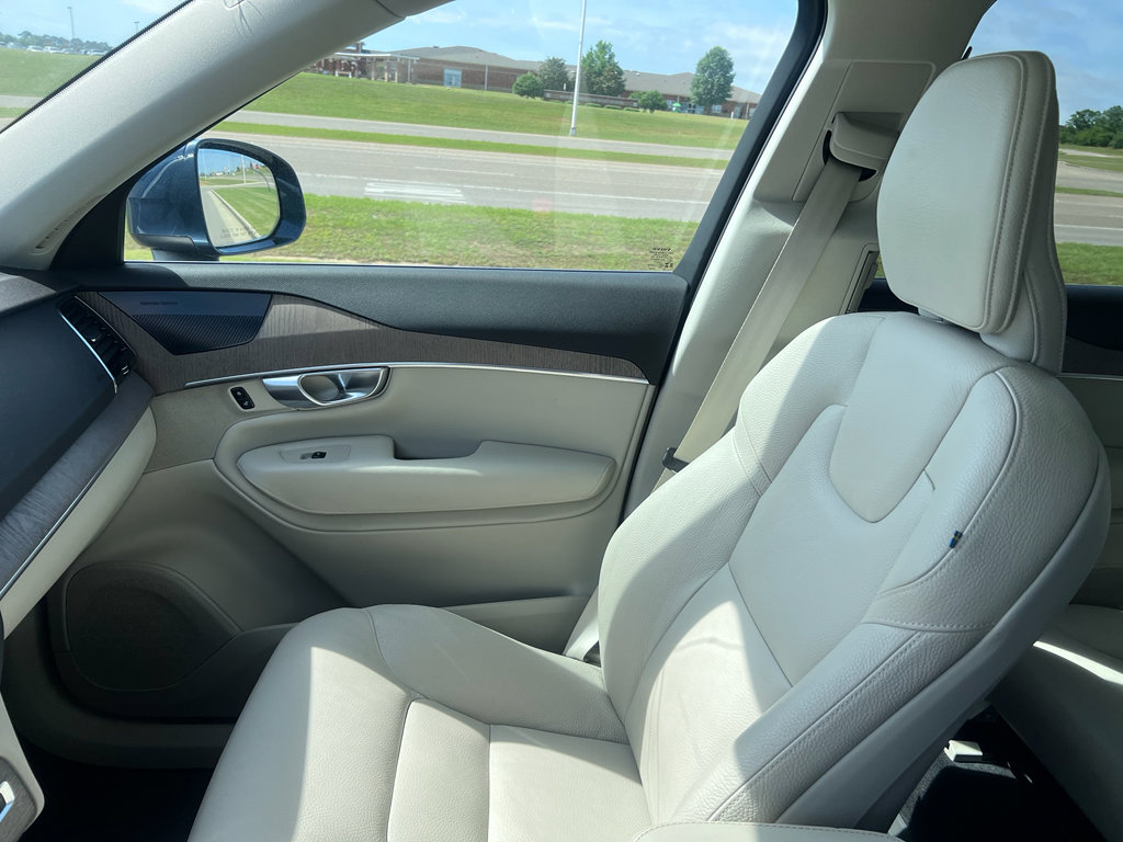 Used 2023 Volvo XC90 B6 Plus w/ Protection Package Premier AWD/4WD image 22