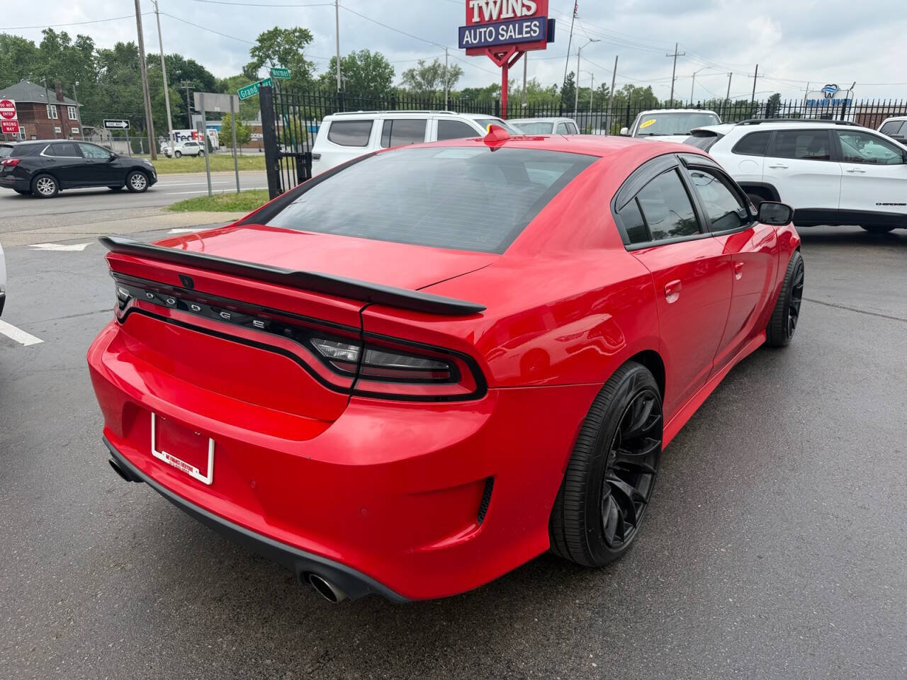 Used 2019 Dodge Charger Scat Pack RWD image 5