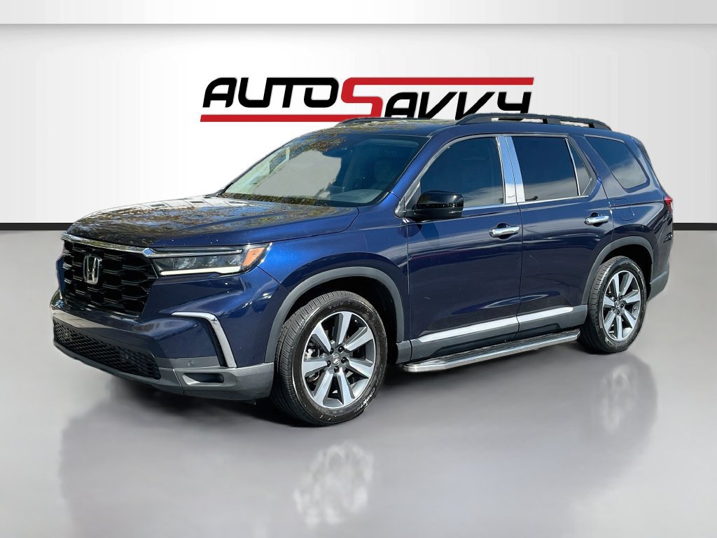 Used 2023 Honda Pilot Touring image 3
