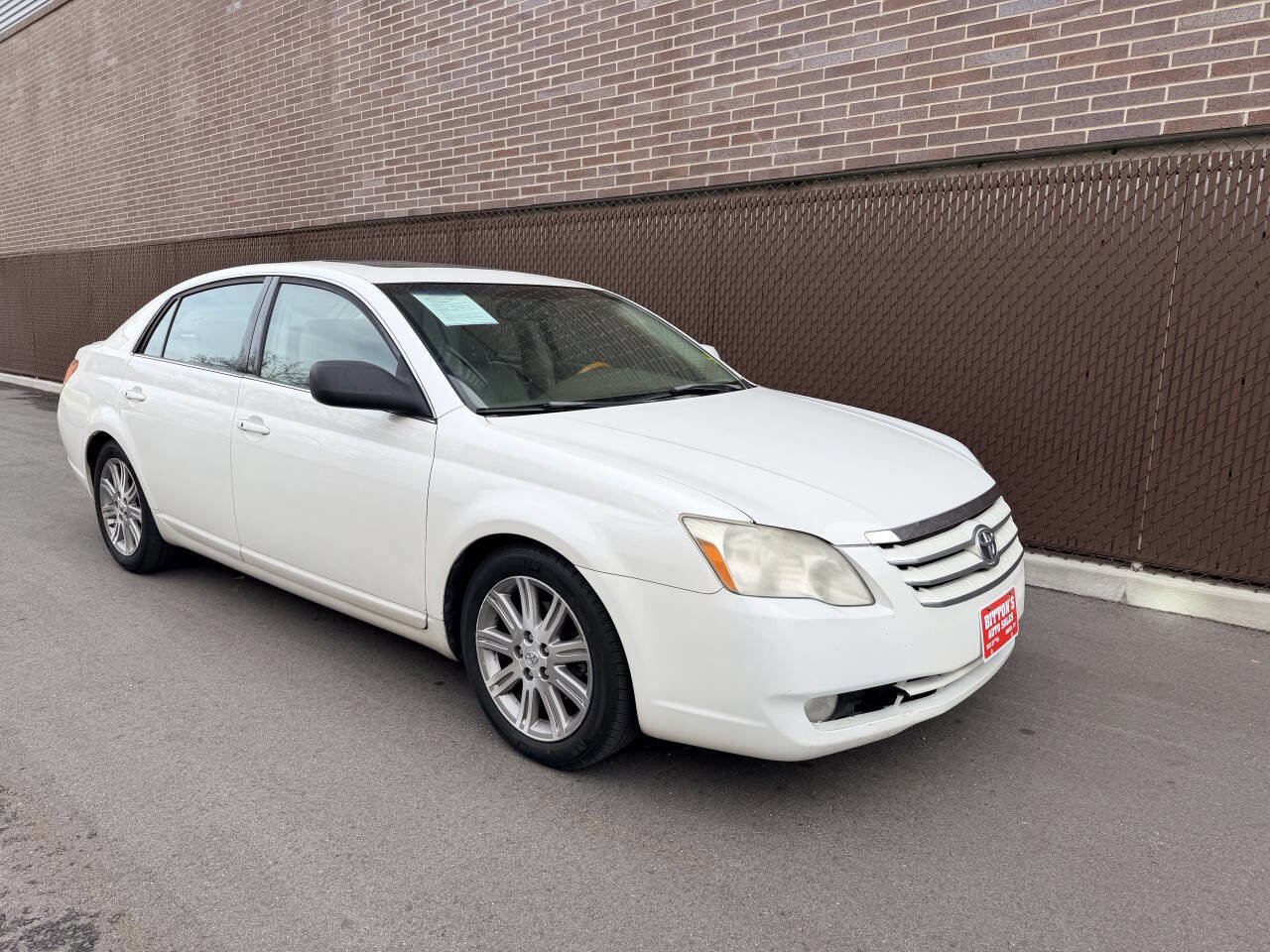 Used 2007 Toyota Avalon Limited image 2