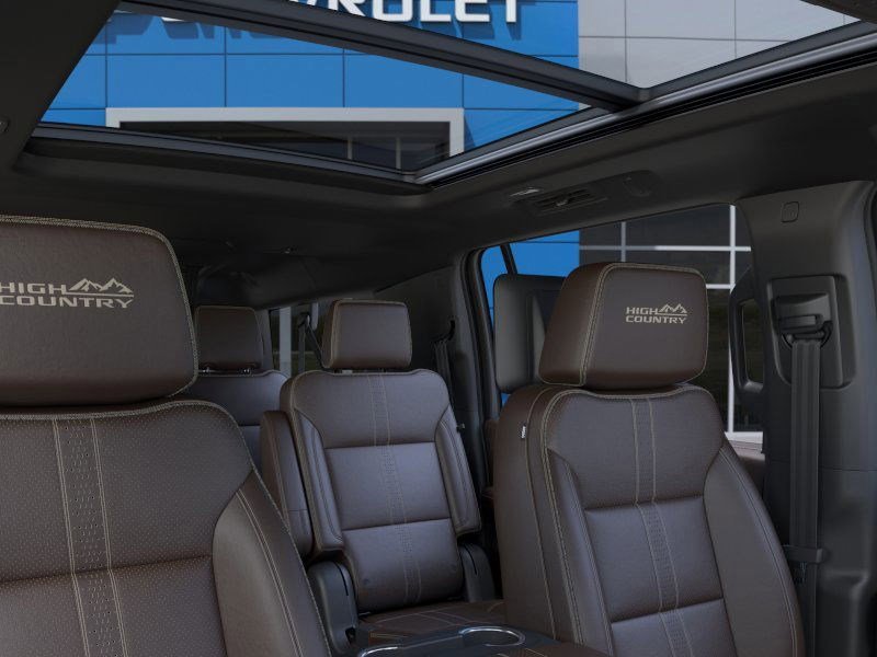 New 2025 Chevrolet Suburban High Country image 24