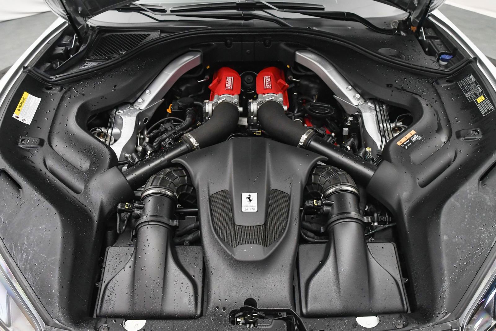 Used 2019 Ferrari Portofino image 31