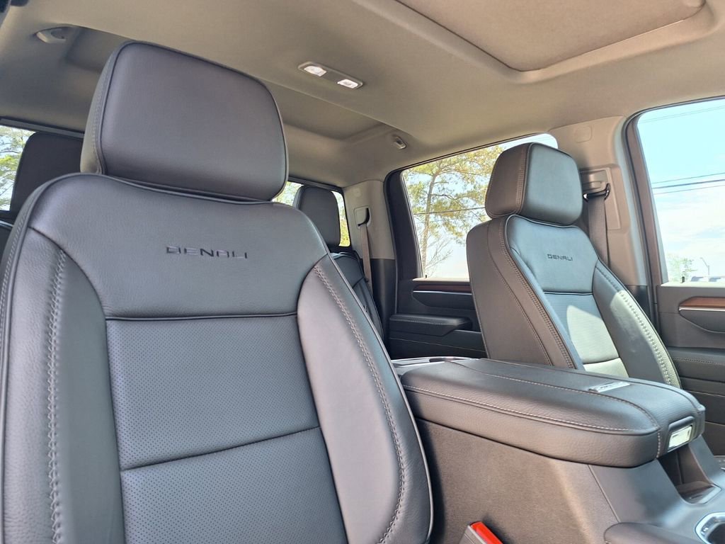 Used 2026 GMC Sierra 2500 Denali w/ Denali Reserve Package AWD/4WD image 30