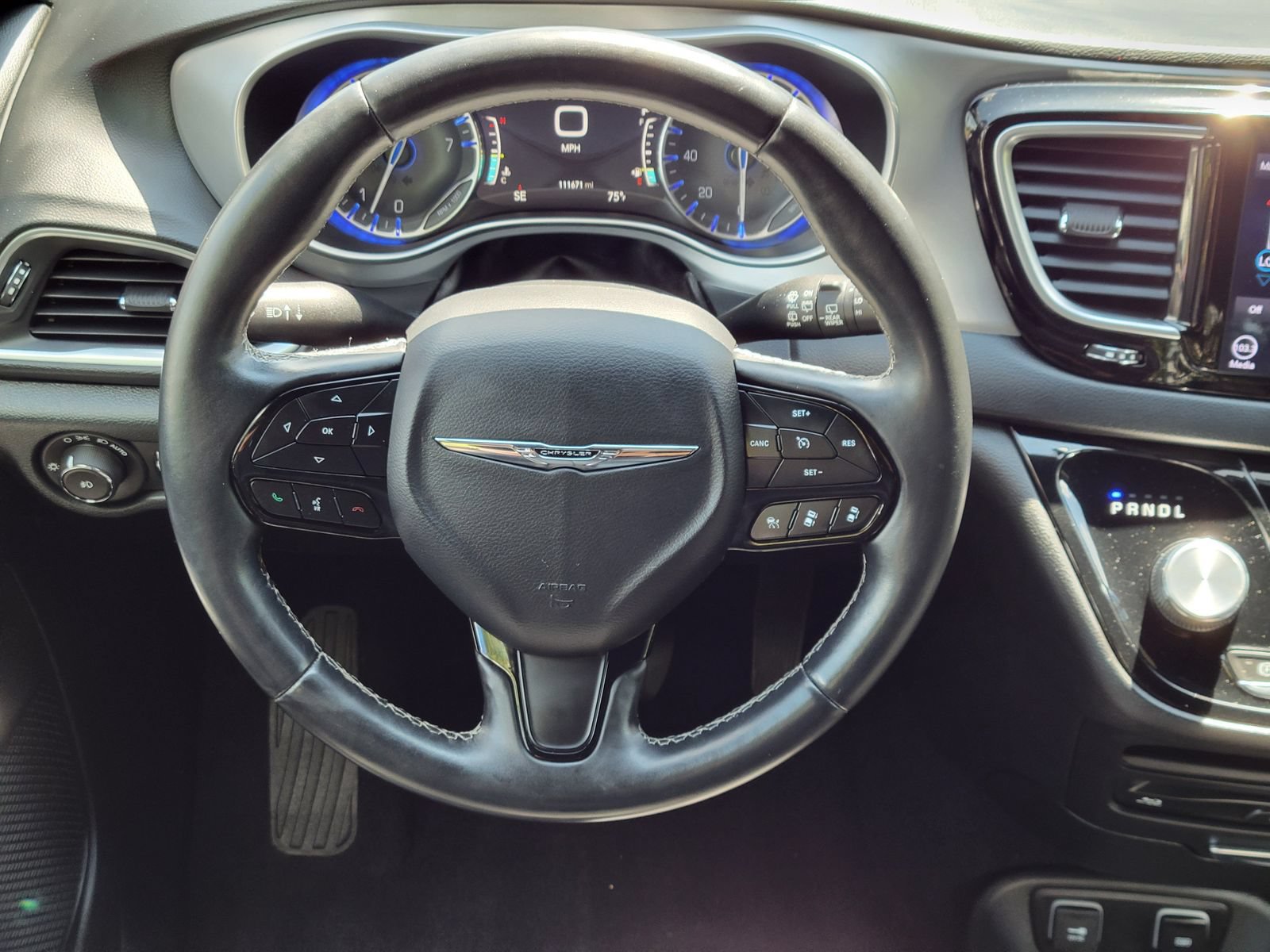 Used 2018 Chrysler Pacifica Touring-L Plus w/ Advanced Safetytec Group FWD image 28