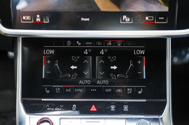 Used 2023 Audi RS 7 Sportback AWD/4WD image 35