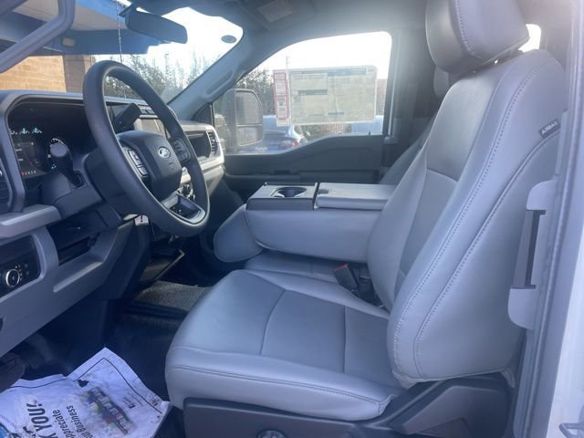 New 2024 Ford F450 XL image 18
