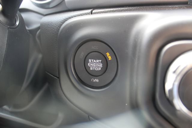 Used 2023 Jeep Wrangler Sport S image 16