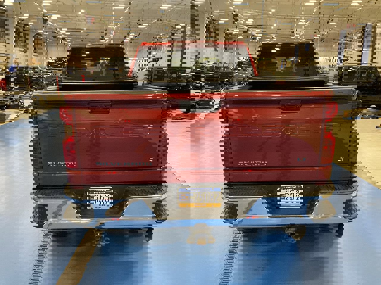 Used 2022 Chevrolet Silverado 2500 LT w/ Convenience Package AWD/4WD image 6