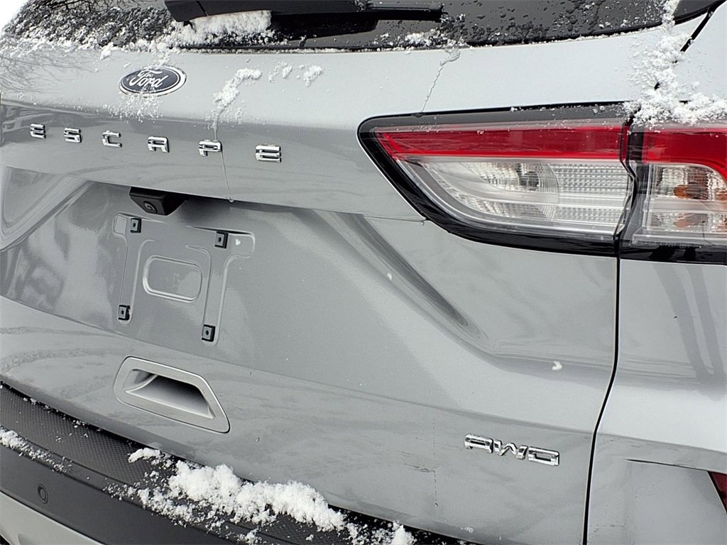 Used 2022 Ford Escape SEL image 25