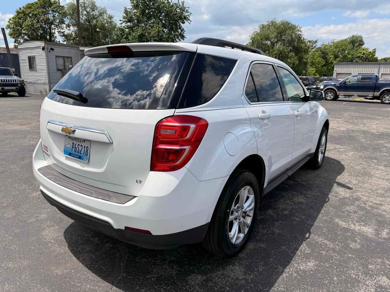 Used 2017 Chevrolet Equinox LT w/ Convenience Package FWD image 5