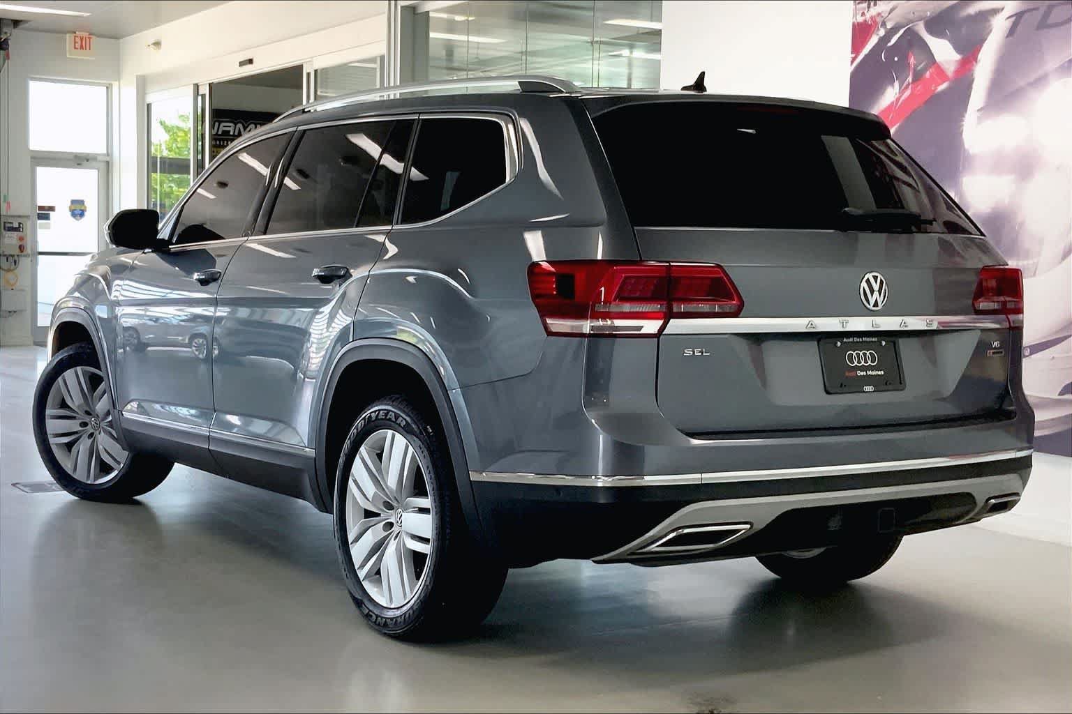 Used 2018 Volkswagen Atlas SEL Premium AWD/4WD image 4