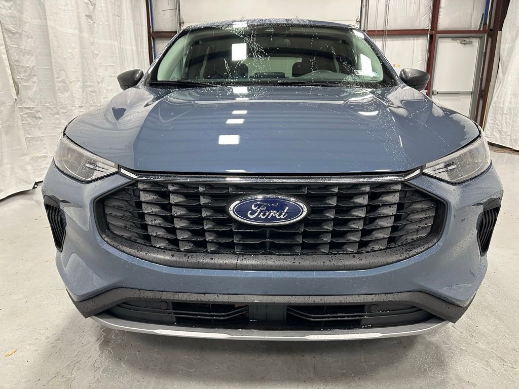 Used 2025 Ford Escape Active image 2