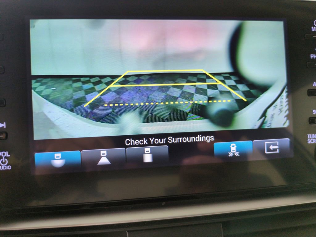 Used 2020 Honda Accord Touring image 19