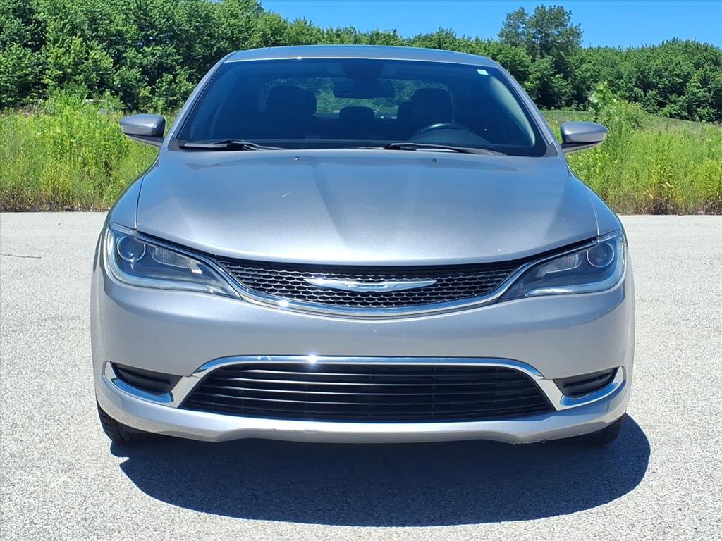 Used 2016 Chrysler 200 Limited w/ Anniversary Edition FWD image 29