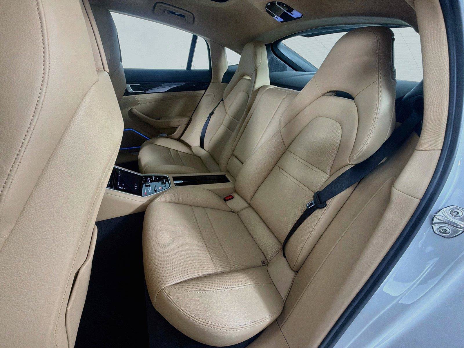 Certified 2022 Porsche Panamera 4 AWD/4WD image 23