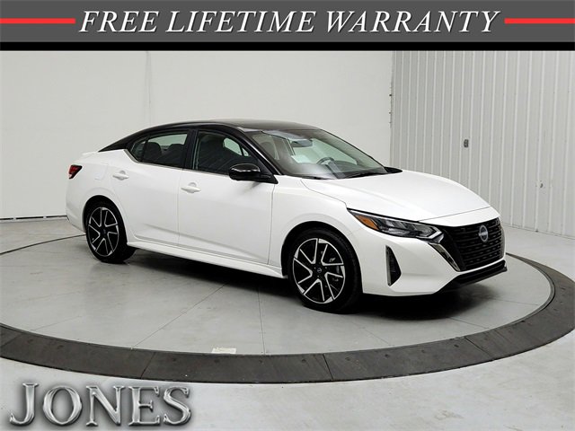 New 2025 Nissan Sentra SR w/ SR Premium Package image 1