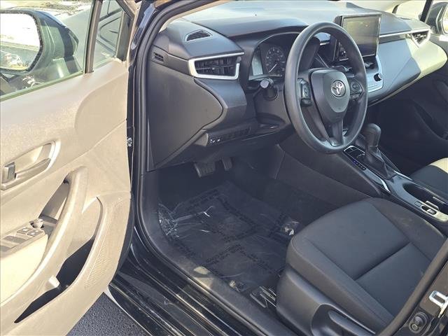 Used 2023 Toyota Corolla LE image 9