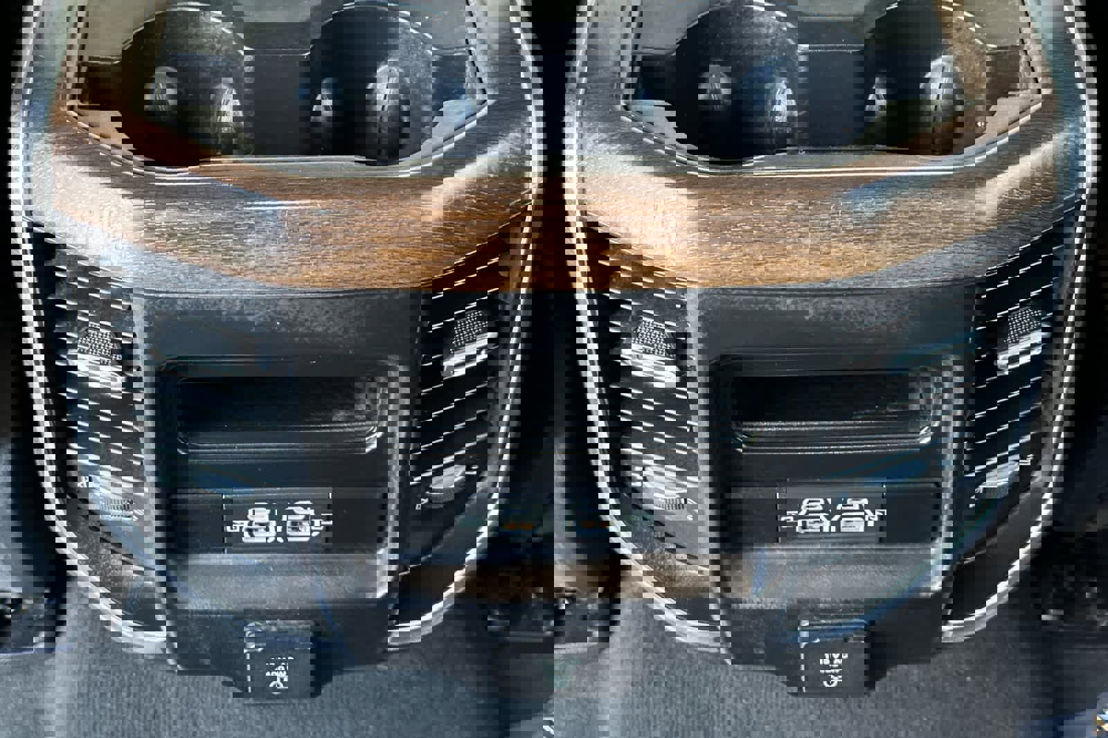 Used 2021 RAM 1500 Laramie image 14