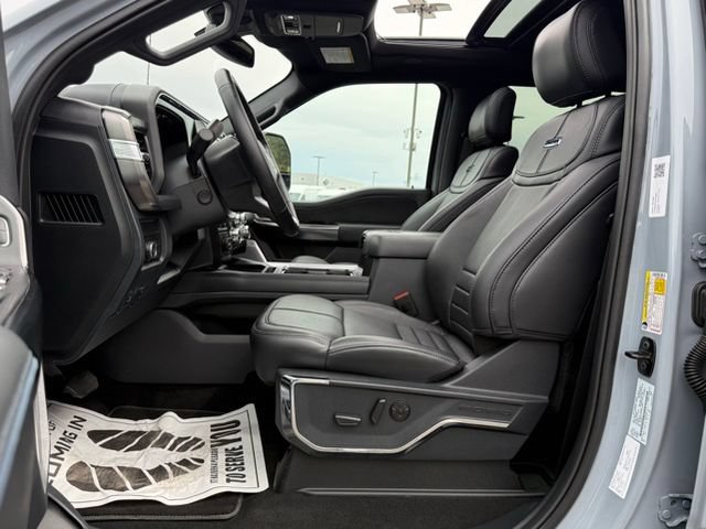 Used 2026 Ford F450 Platinum AWD/4WD image 3