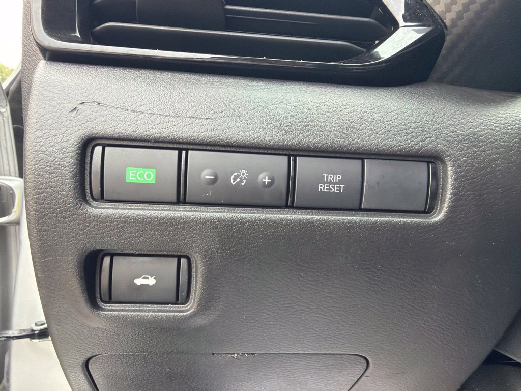 Used 2023 Nissan Sentra SV FWD image 24
