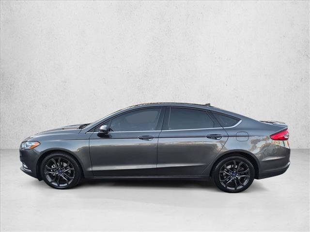 Used 2018 Ford Fusion SE w/ Equipment Group 201A FWD image 9